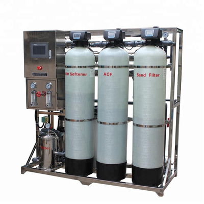 El sistema de ósmosis reversa del tratamiento de aguas 750L/H quita los sólidos en suspensión y la sal del 98%