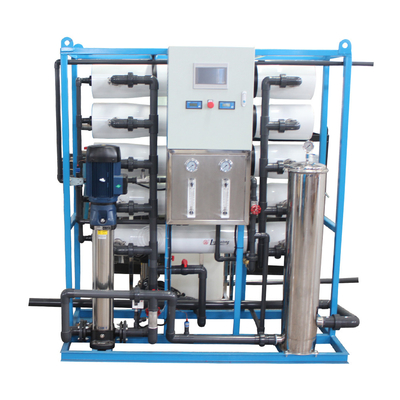 Sistema automático 4000L/H de la purificación del agua del RO del control del PLC para el abastecimiento de agua del hotel
